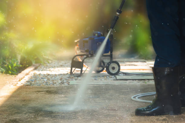 Best Driveway Pressure Washing  in Robertsville, NJ